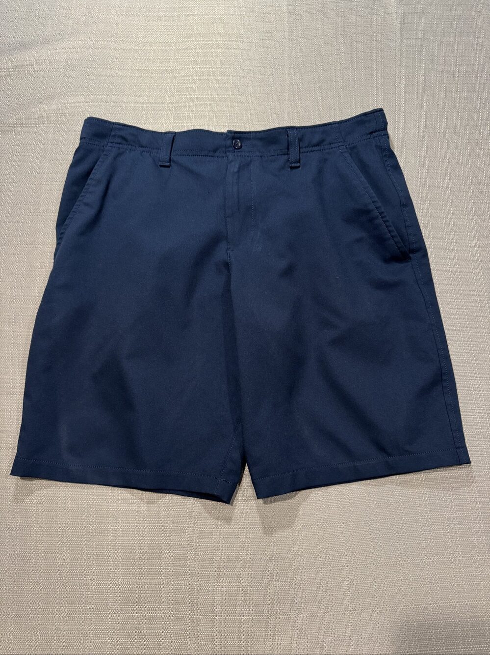 Boy’s Under Armour Performance Golf Shorts – Navy Blue – XL